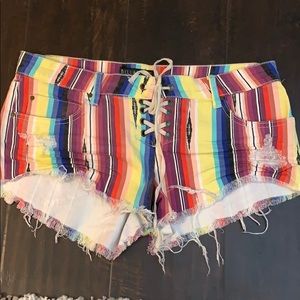Billabong lite hearted shorts